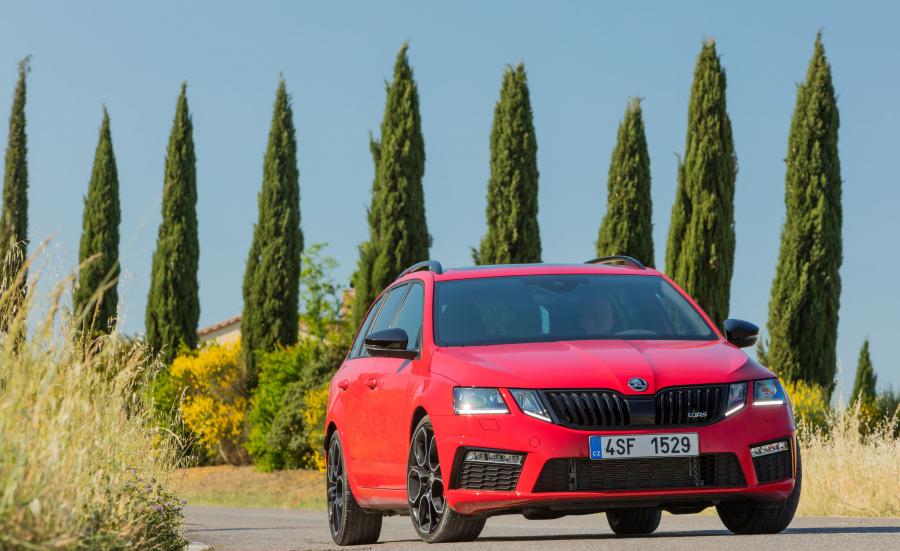  Skoda Octavia RS 245 Combi 2017 года  (WW) (фото 12 из 38)